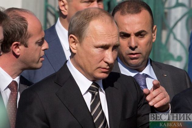 Президент России возложил венок к Могиле Неизвестного Солдата 