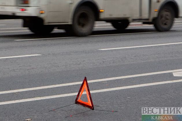 Водитель Toyota спровоцировал массовое ДТП в Алматы: пострадали двое детей 