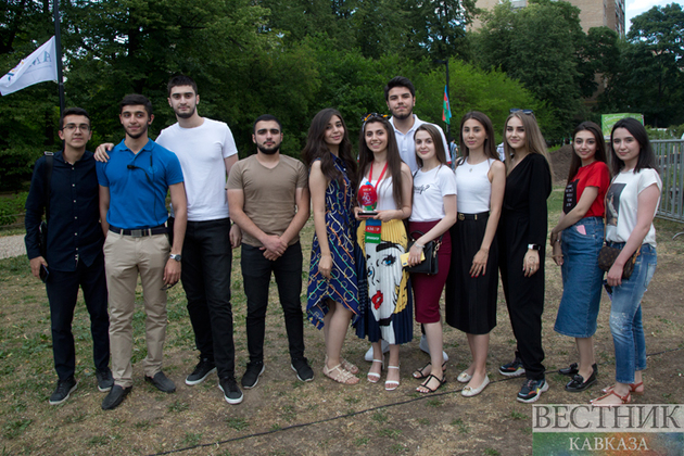 10-летие Азербайджанского молодежного объединения России (АМОР) (фоторепортаж)