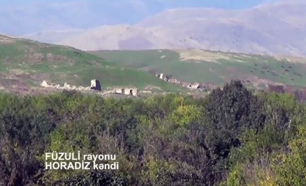 Первые кадры из освобожденного от оккупантов азербайджанского села Горадиз (ВИДЕО)