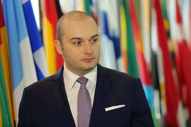 Новые грузинские министры "слишком хорошо говорят по-русски"