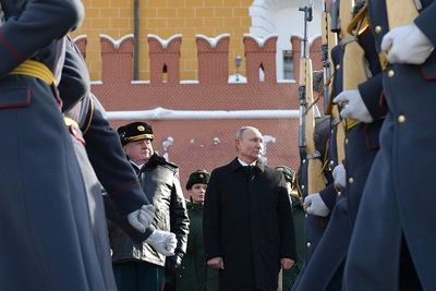 Владимир Путин посетил Могилу Неизвестного Солдата