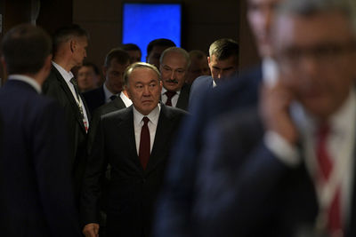 Назарбаев призвал инвесторов больше доверять казахстанским судам 